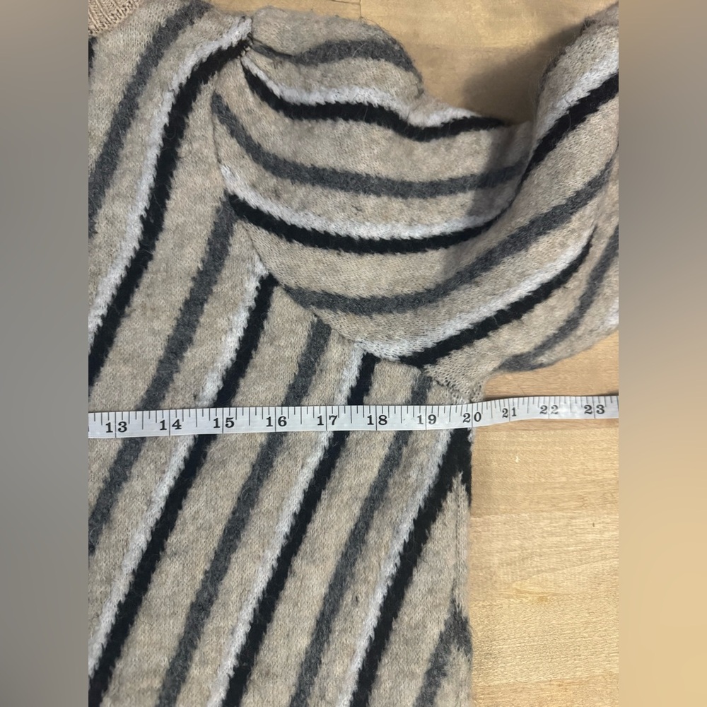 Striped V-Neck Chevron Cozy Sweater - Cream/Black - Picture 7 of 7
